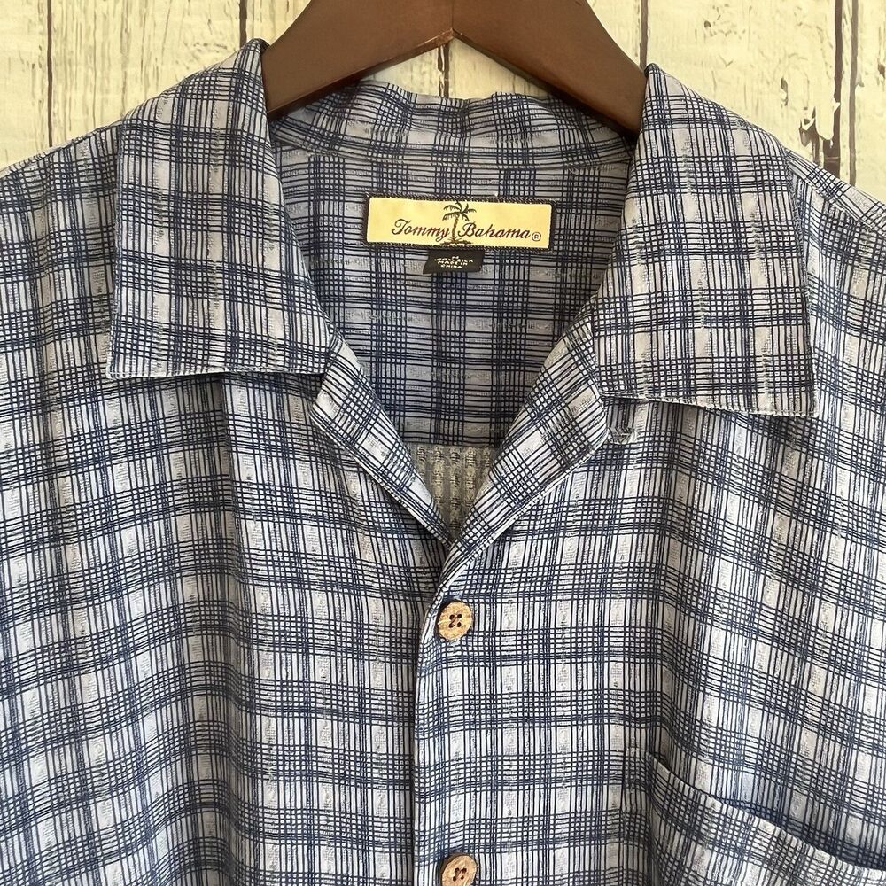 Tommy Bahama Mens Button Up Textured Silk Shirt Size M Vacation Beach Blue